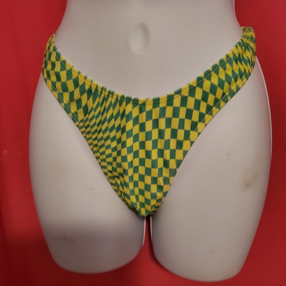 #2002 No name 2pc swimsuit - Picture 5 of 5